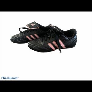 Girls adidas soccer cleats size 3